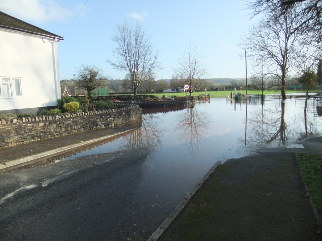 Mill Street flooded at the south end, 19.12.20