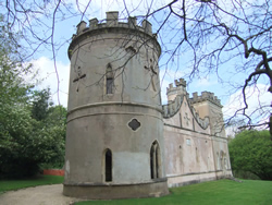 Clytha Castle