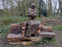 Wooden sculpture, Cefn Ila 